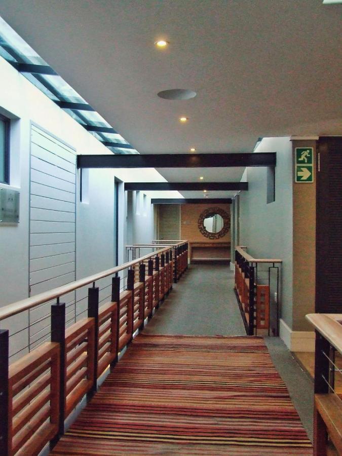 210 Gallery Luxury Studio Apartment Knysna Extérieur photo