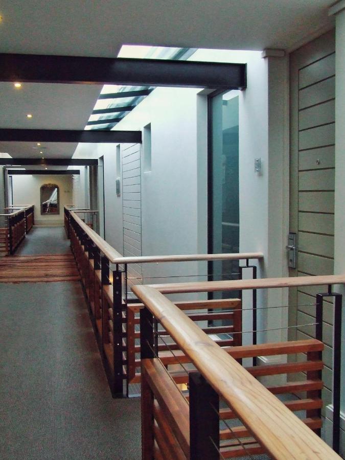 210 Gallery Luxury Studio Apartment Knysna Extérieur photo