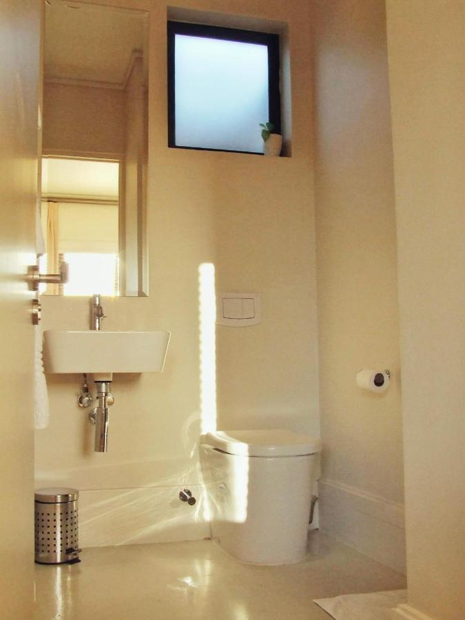210 Gallery Luxury Studio Apartment Knysna Extérieur photo