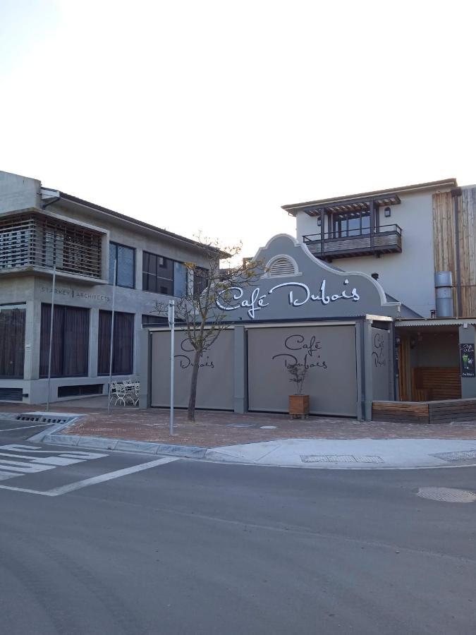 210 Gallery Luxury Studio Apartment Knysna Extérieur photo