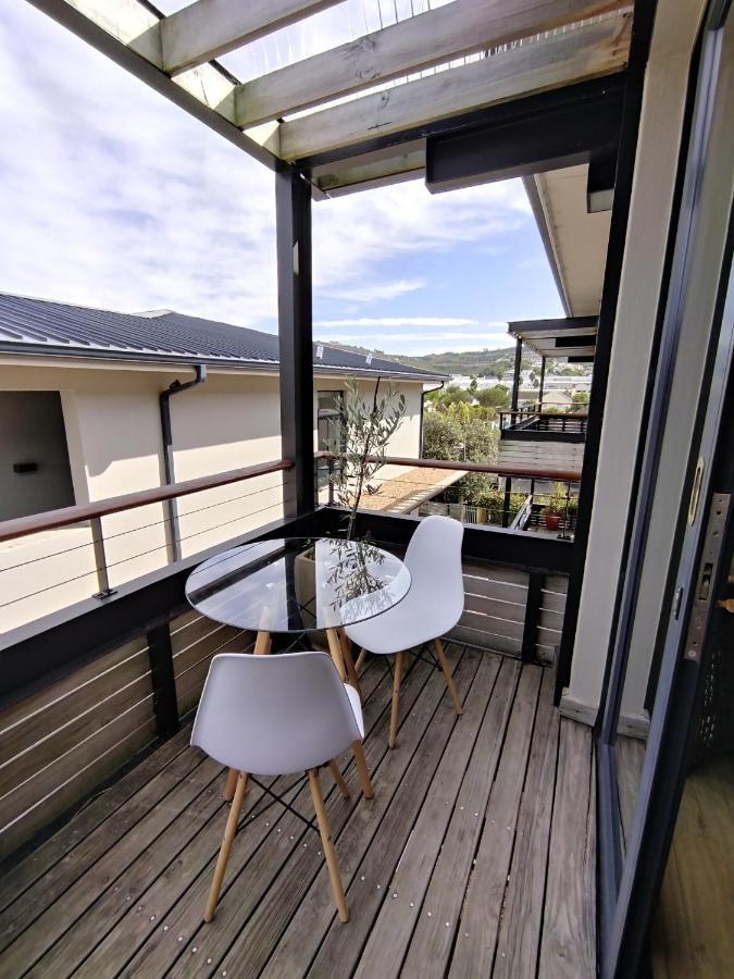 210 Gallery Luxury Studio Apartment Knysna Extérieur photo
